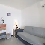 Tamanaco Salis Std Apartman *